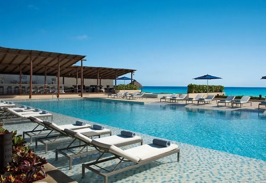 Resort Secrets The Vine Cancun (Adults Only) Hotel